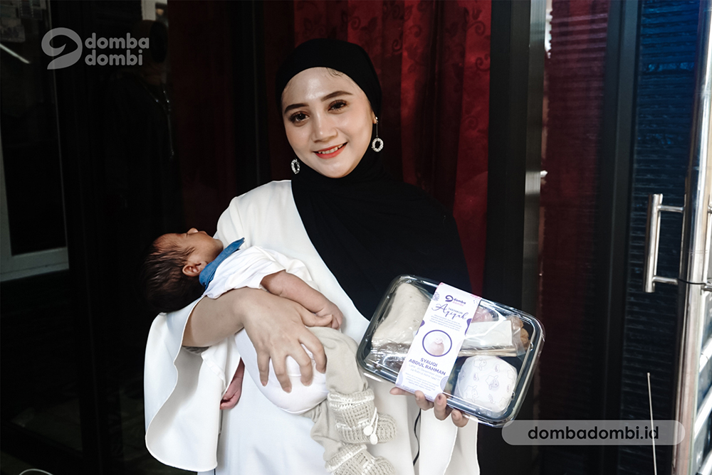 akikah atau aqiqah